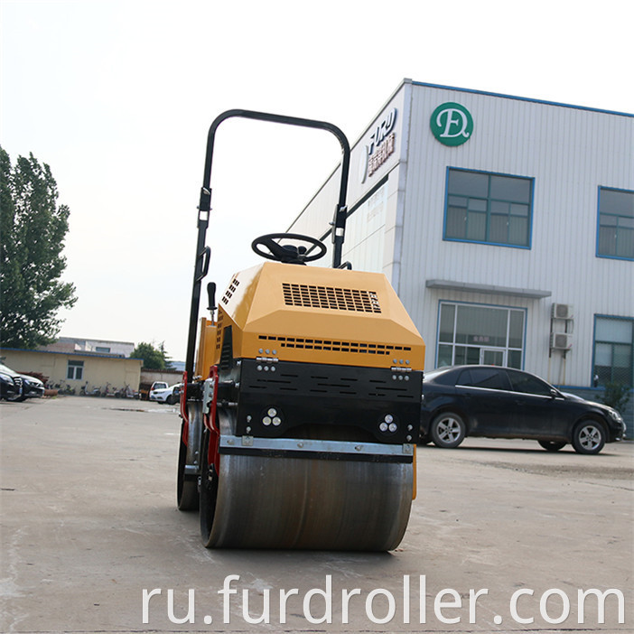 Vibratory Road Roller Machine